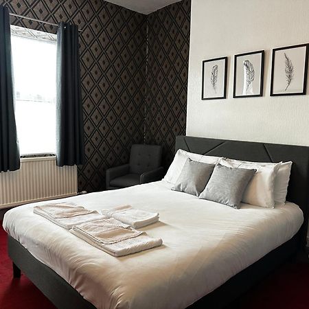 בארו אין פרנס The Derby Hotel מראה חיצוני תמונה