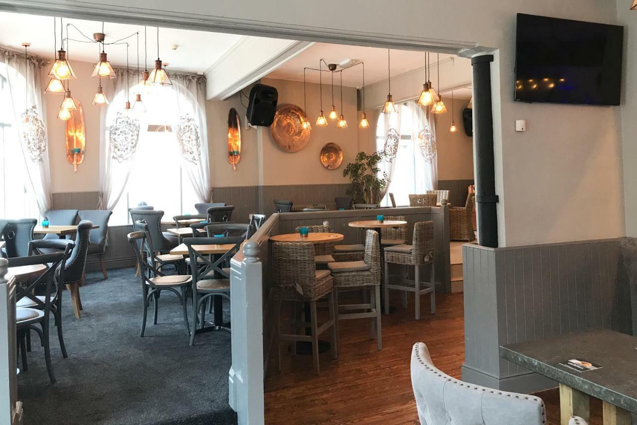 בארו אין פרנס The Derby Hotel מראה חיצוני תמונה